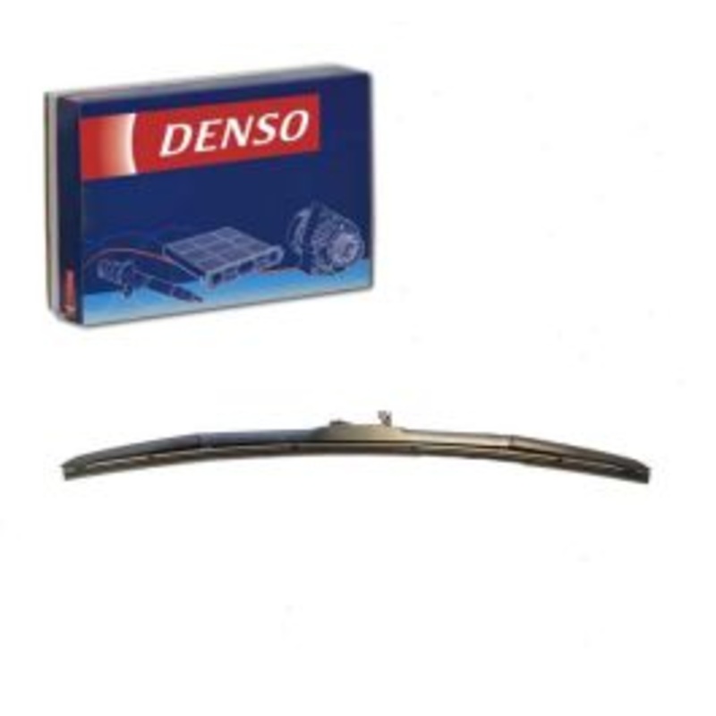 DENSO Front Right 22" Wiper Blade for 2008-2016 Lincoln Navigator
