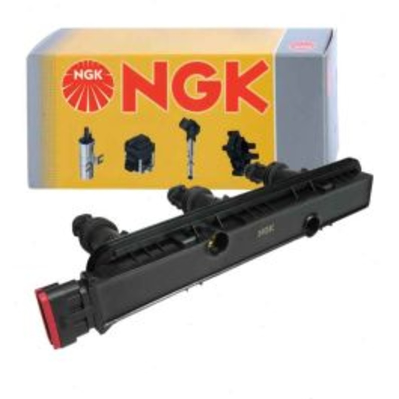 NGK Ignition Coil for 2000 Saturn LS2 3.0L V6