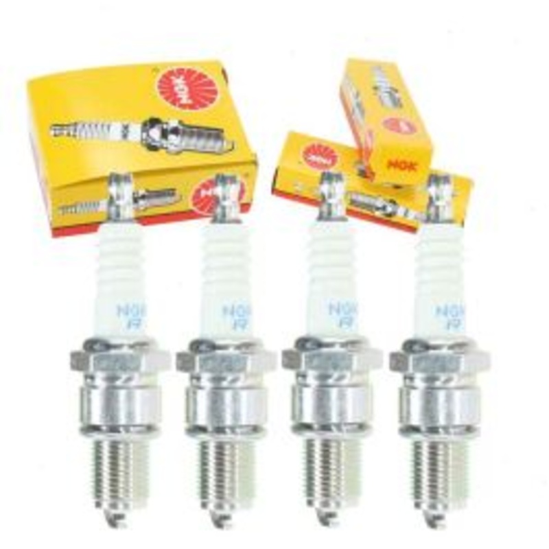 4 pc NGK Standard Spark Plugs for 1968-1973 Mercedes-Benz 220 2.2L L4