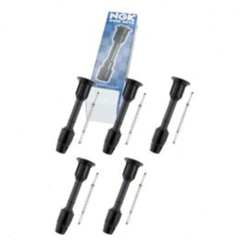 5 pc NGK Ignition Coil Boots for 2001 Infiniti QX4 3.5L V6