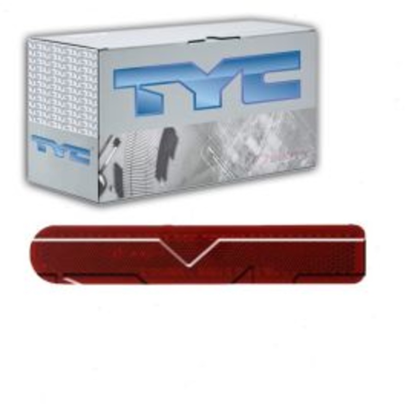TYC Rear Right Reflector Assembly for 2007-2014 Toyota FJ Cruiser
