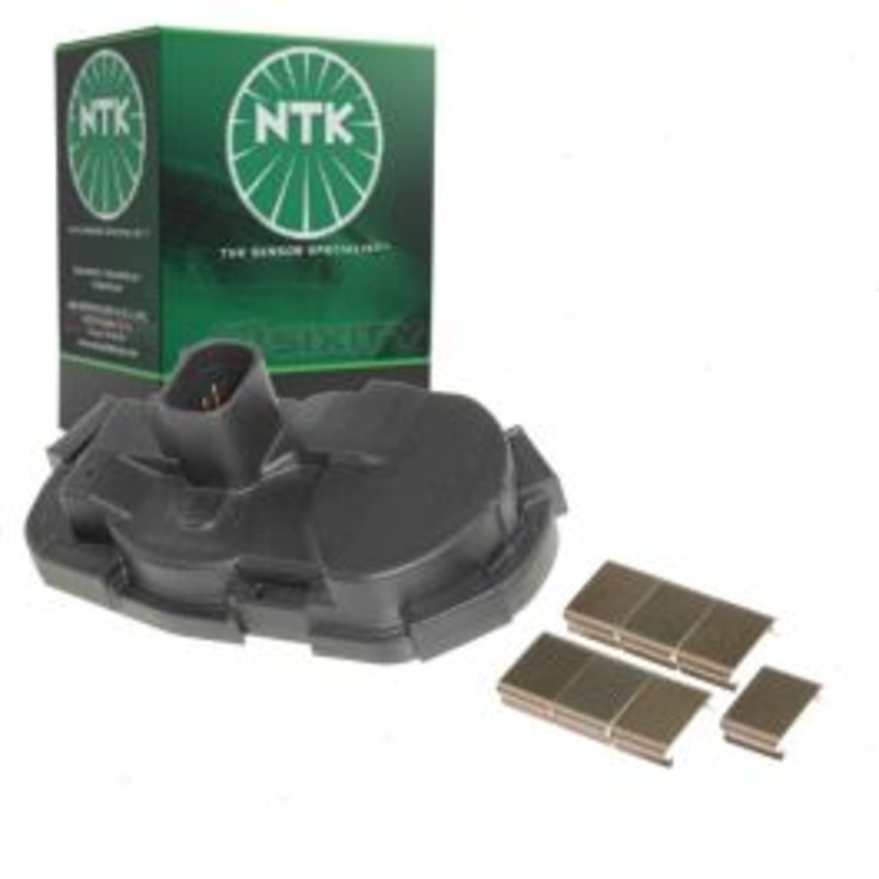 NTK Throttle Position Sensor for 2007-2009 Pontiac G6 3.6L V6