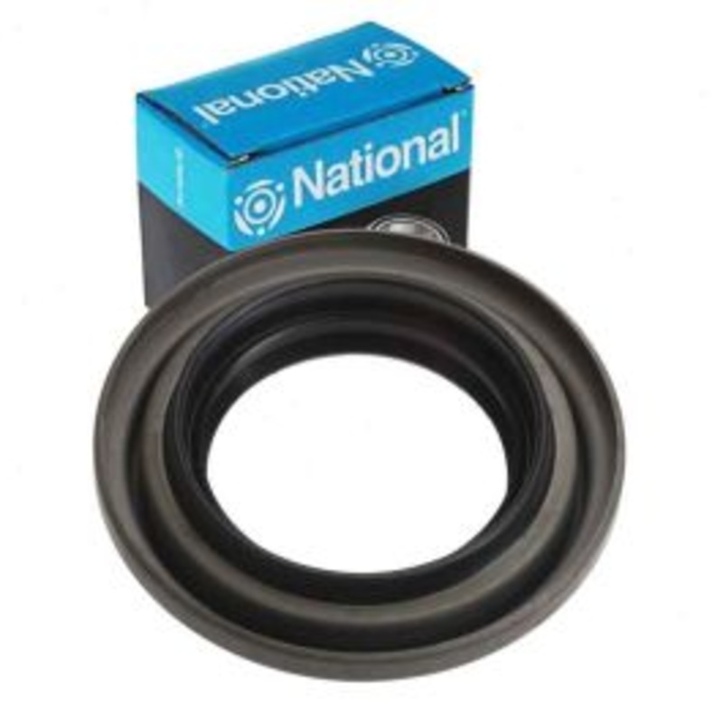 National Rear Outer Differential Pinion Seal for 1977-1986 Chevrolet K30