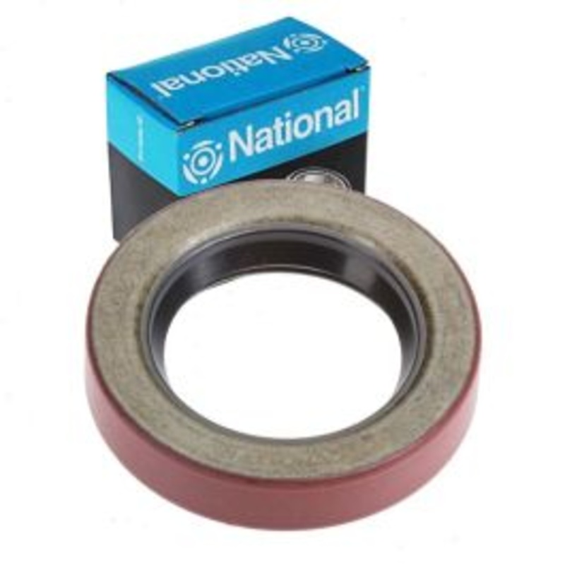 National Front Transfer Case Output Shaft Seal for 1973-1974 Chevrolet K20 Suburban