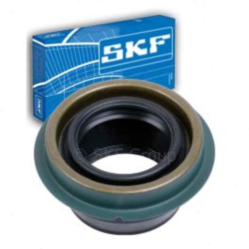 SKF Transmission Output Shaft Seal for 1995-1998 Dodge B1500